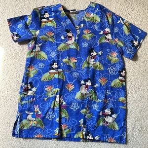 Disney Minnie Mickey aloha Hawaii Moana scrub top size small